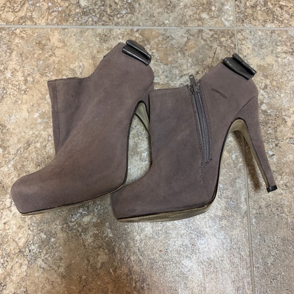 JustFab ankle booties - Picture 7 of 9